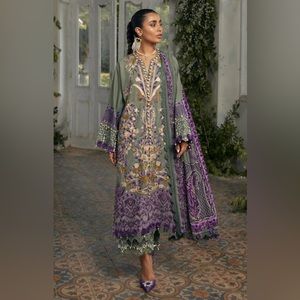 BRAND NEW SANA SAFINAZ fully embellished dress pakistani
